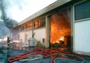 incendio-fabbrica
