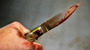 coltello-sanguinante.jpg