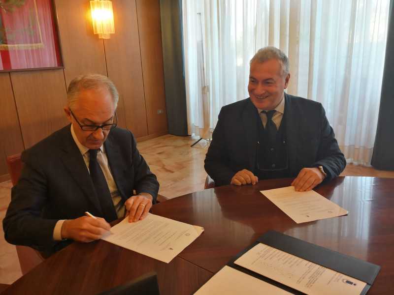 firma1.jpeg