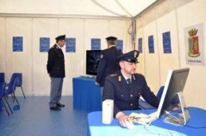 POLIZIA-POSTALE-NAPOLI-1.jpg