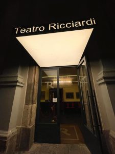 teatro_ricciardi_ingresso.jpg